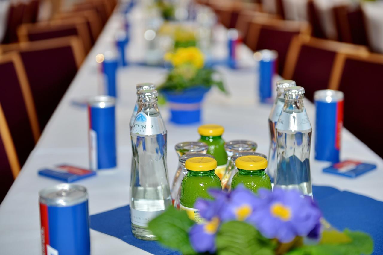 Bildungshaus Schloss Krastowitz Hotel Klagenfurt am Woerthersee Esterno foto